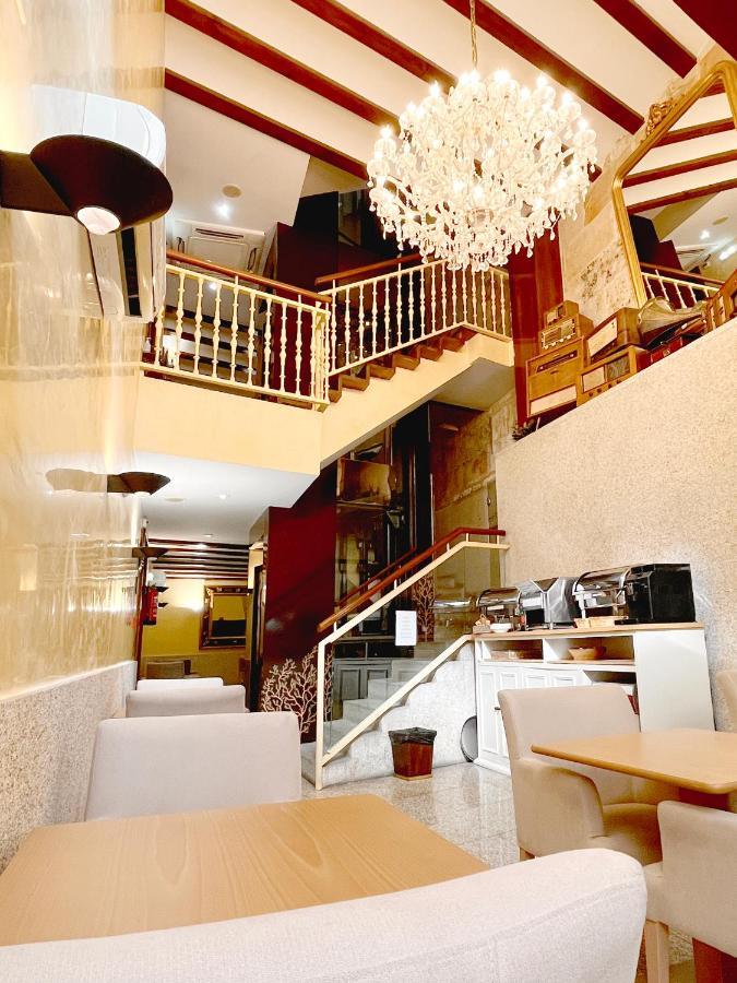 Hotel Microtel Placentinos Salamanca Exteriör bild