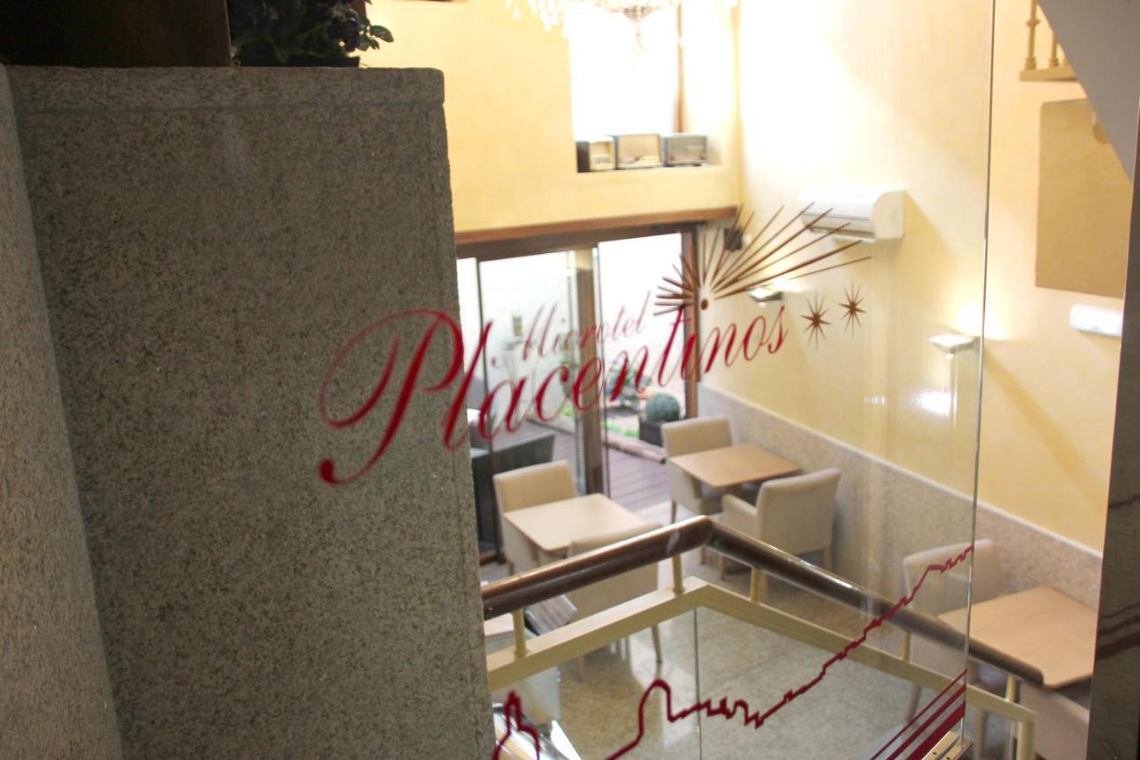 Hotel Microtel Placentinos Salamanca Exteriör bild