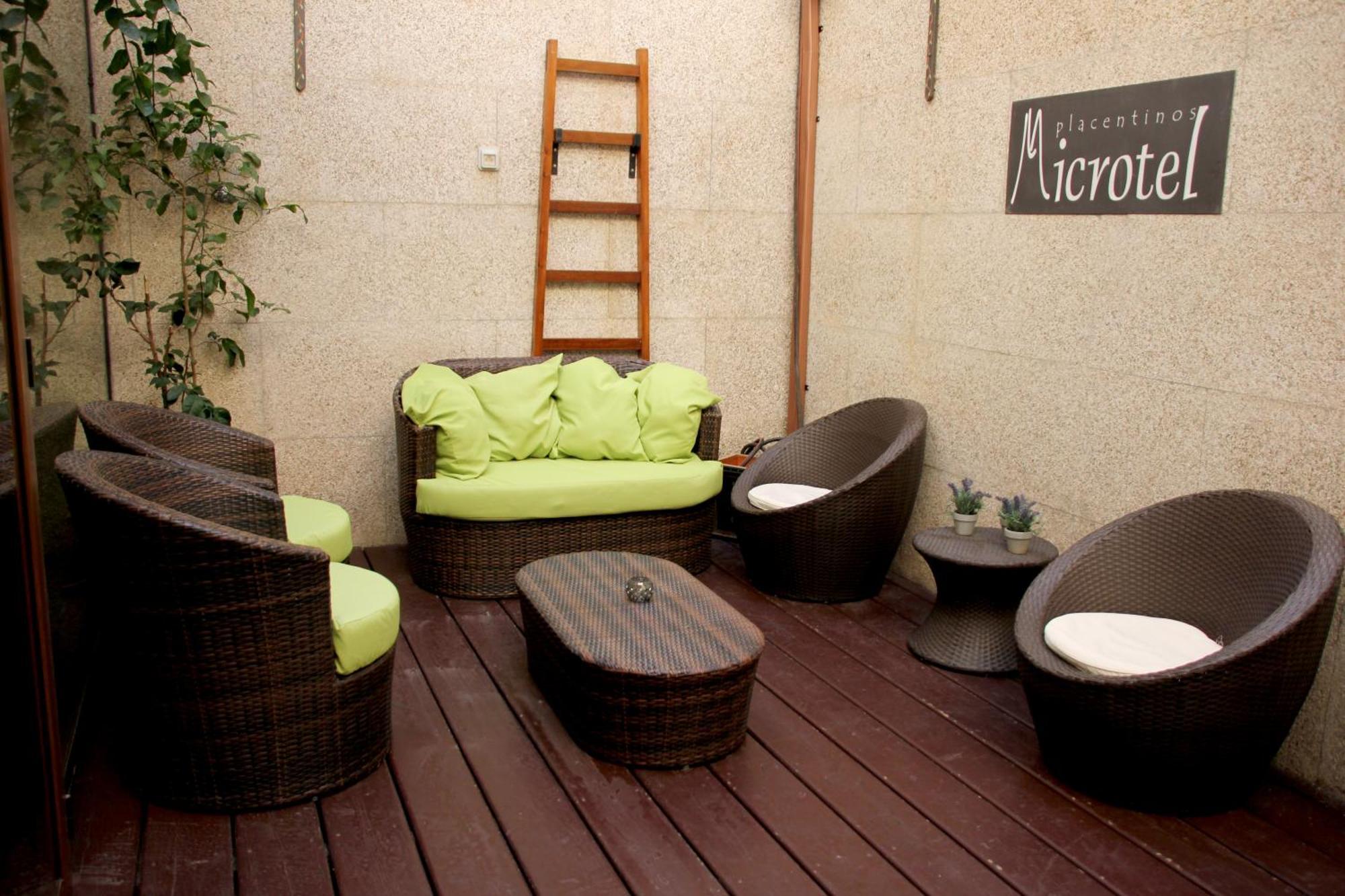 Hotel Microtel Placentinos Salamanca Exteriör bild
